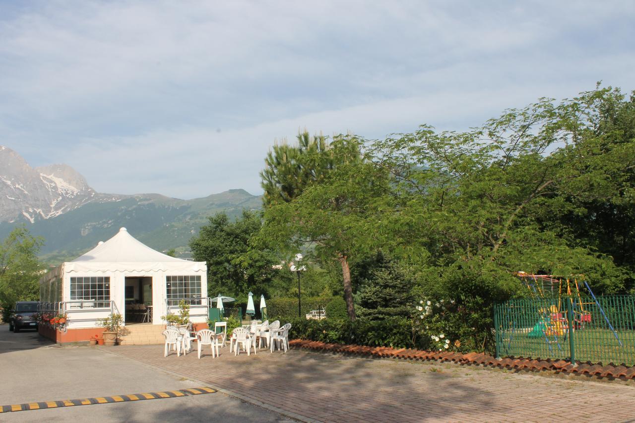 Residence La Piscina Isola del Gran Sasso dʼItalia Zewnętrze zdjęcie